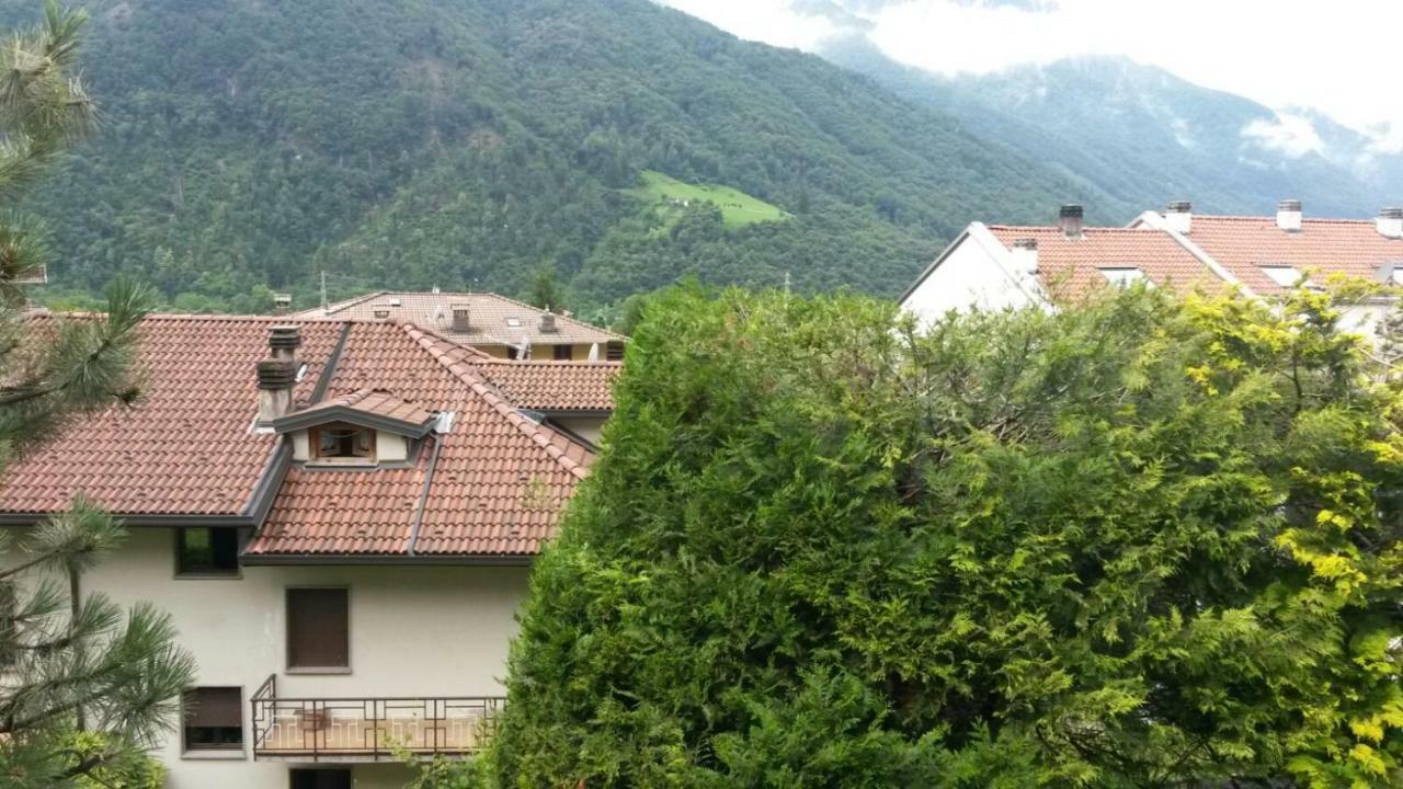 Апартаменты Valsassina Rent Introbio Экстерьер фото