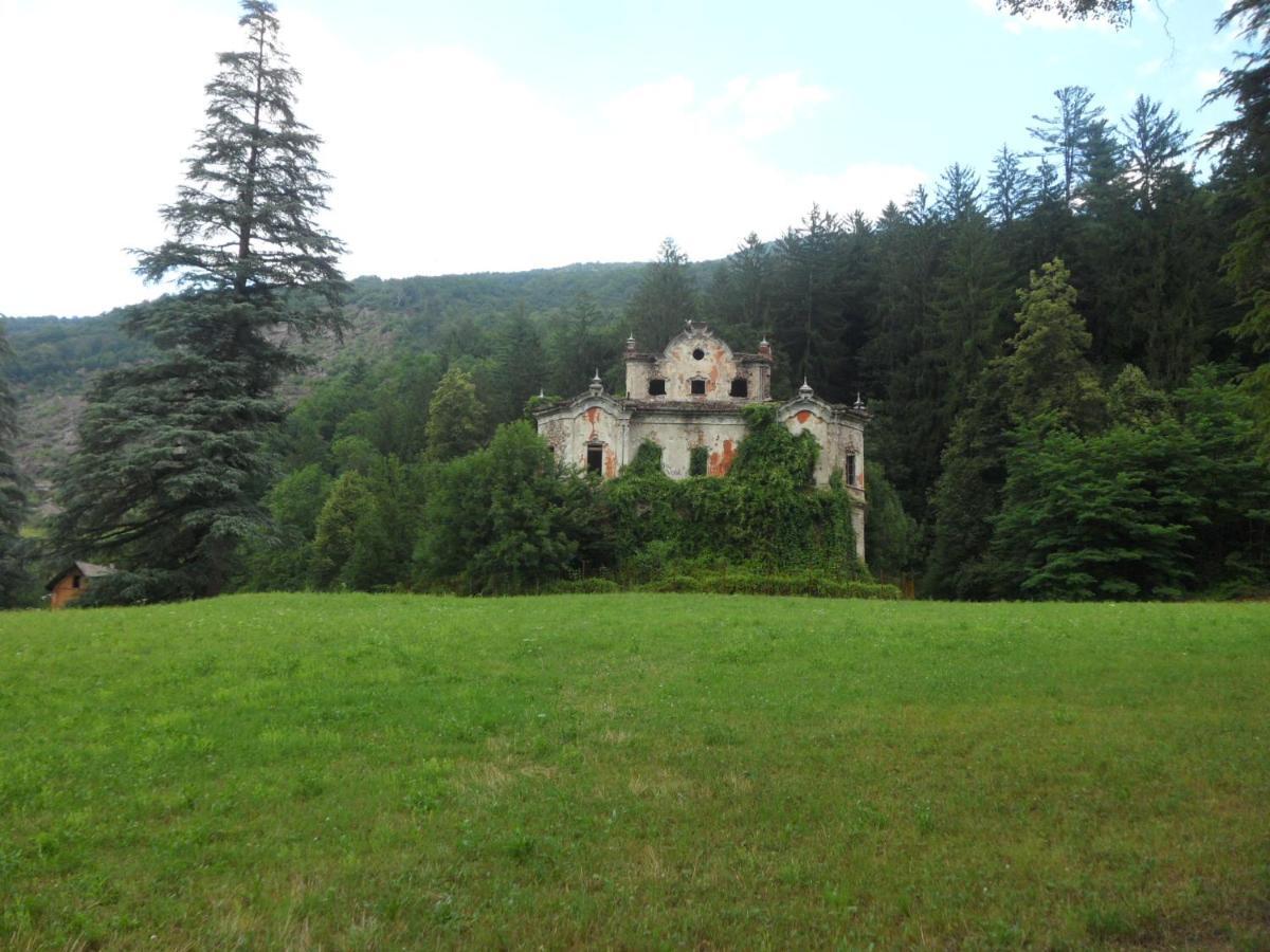 Апартаменты Valsassina Rent Introbio Экстерьер фото